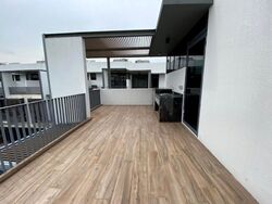 Sunrise Avenue (D28), Terrace #498017411